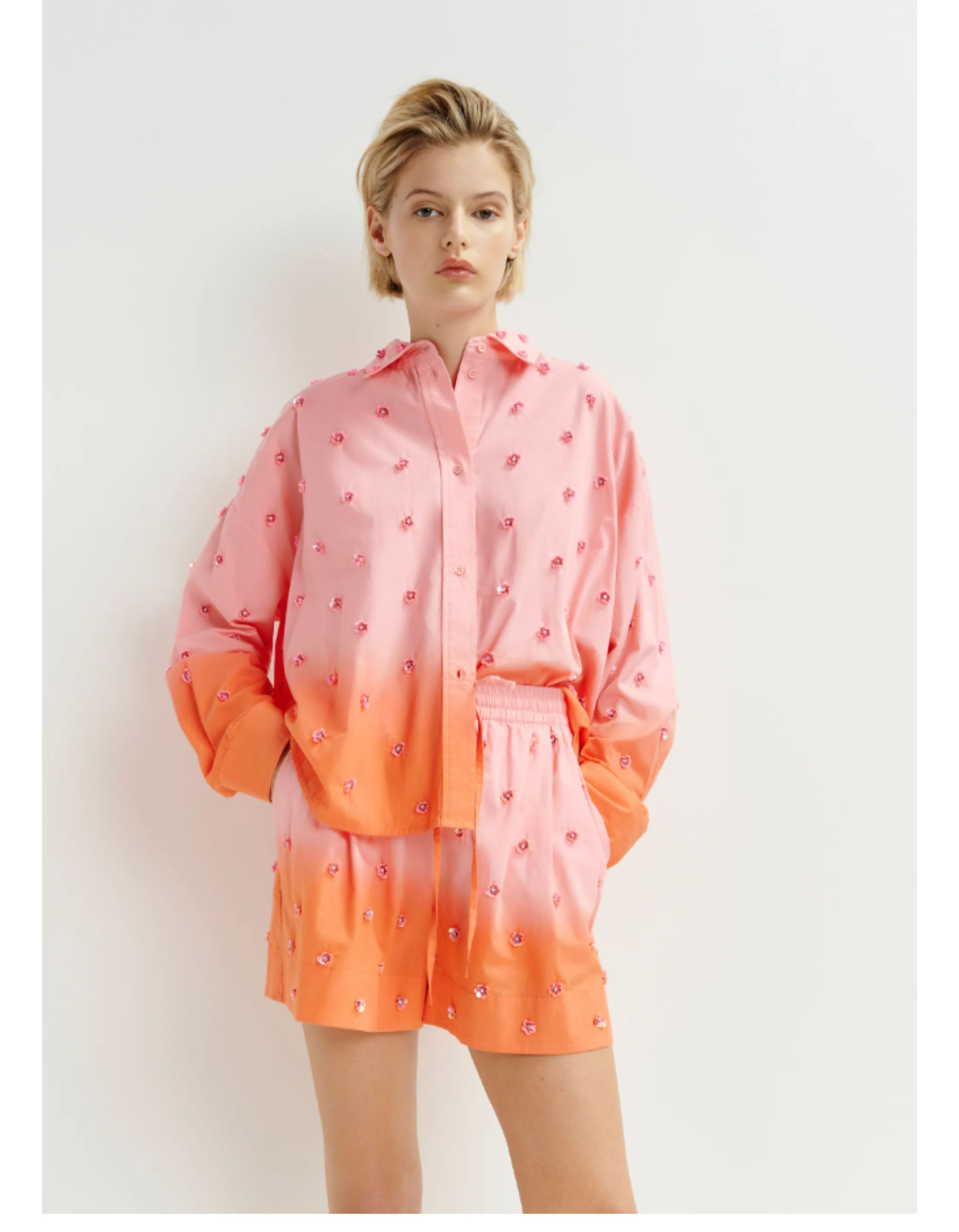 Essentiel Antwerp  Shorts Roze Hichigan
