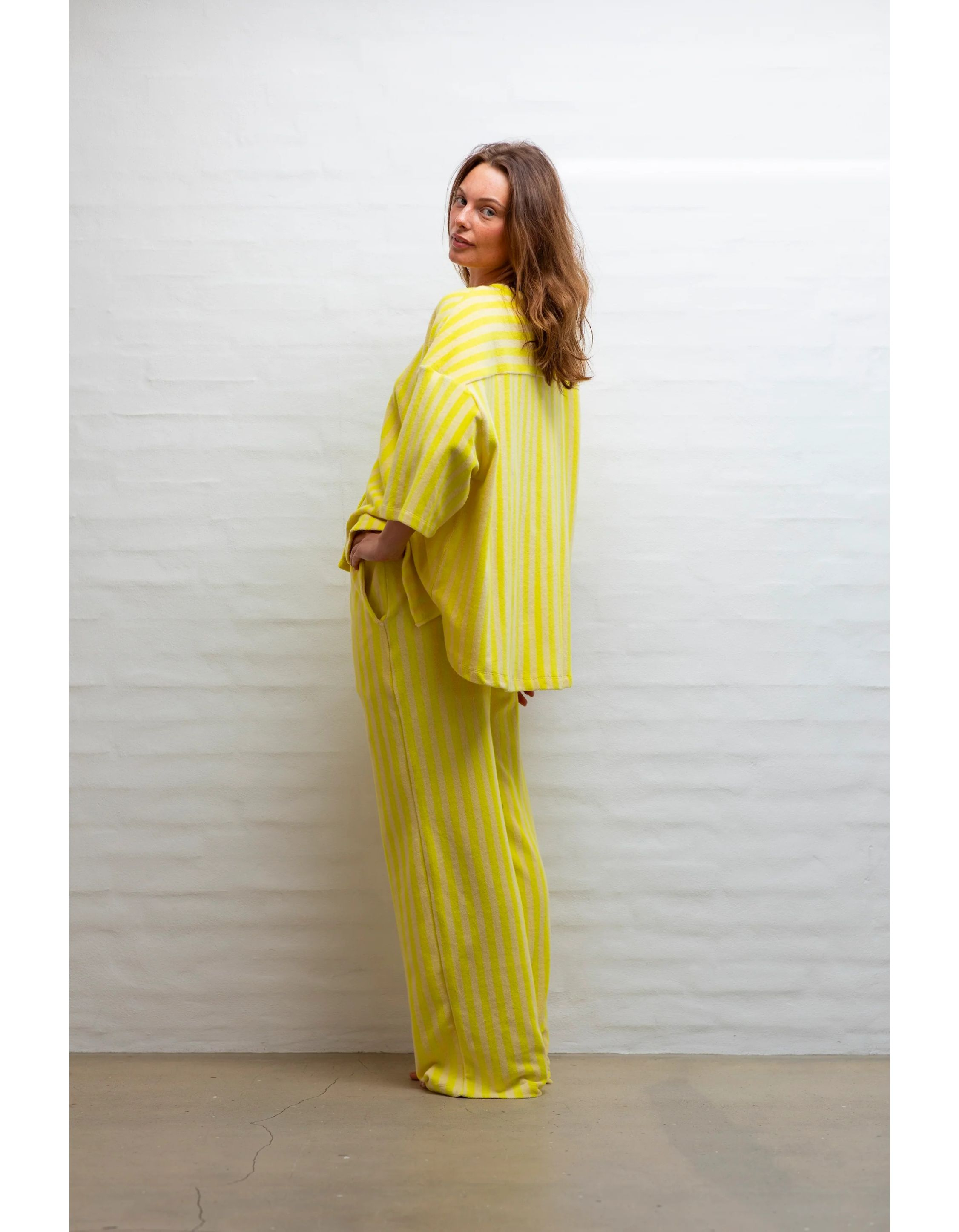 Bongusta Bon89 Tops Geel Naram Oversized Shirt