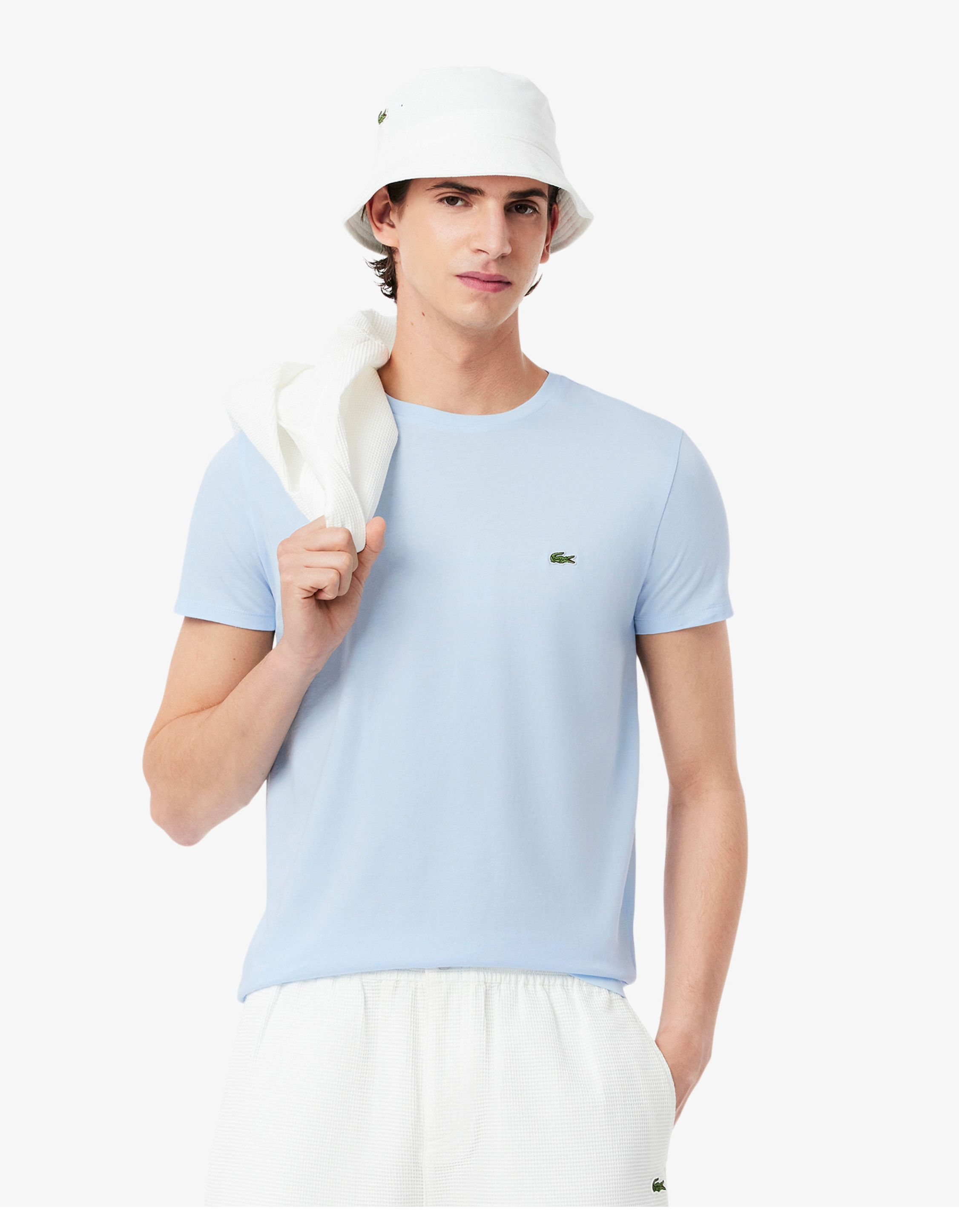 Lacoste  T-shirts Lichtblauw Th6709-51