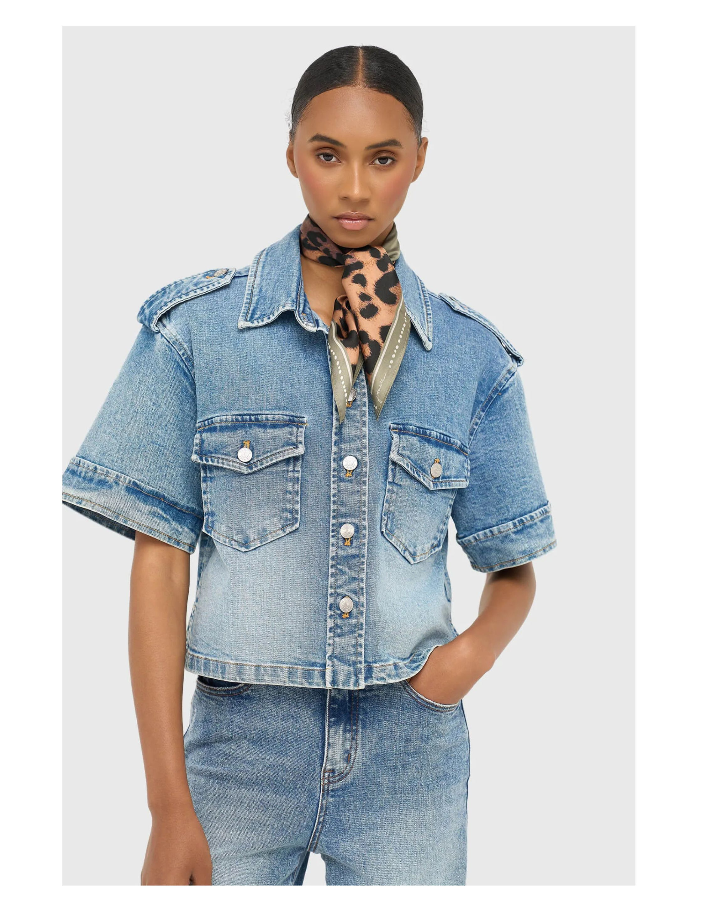 Janice Blouse Blouses Blauw Spike