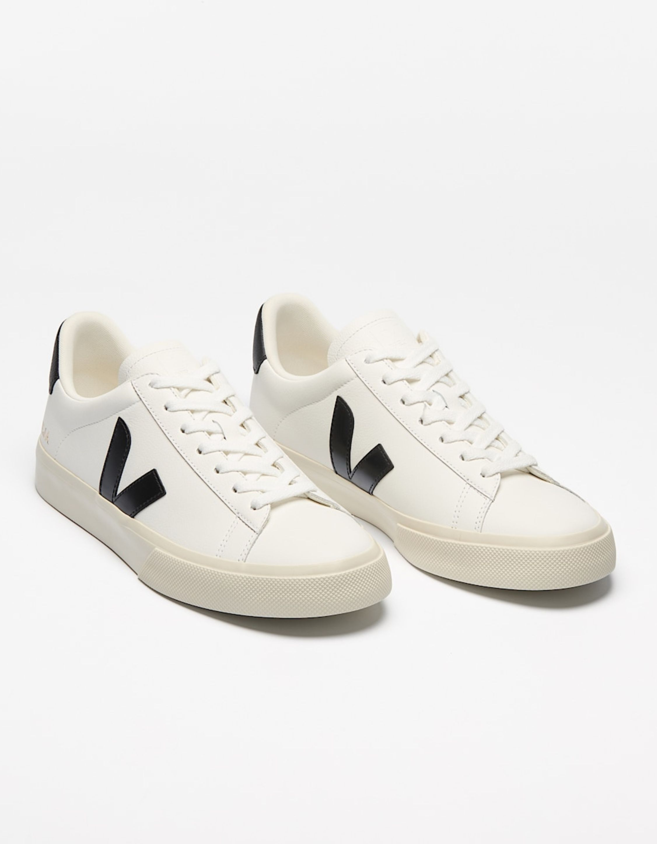 Veja Campo Leather Sneakers Wit Cp051537