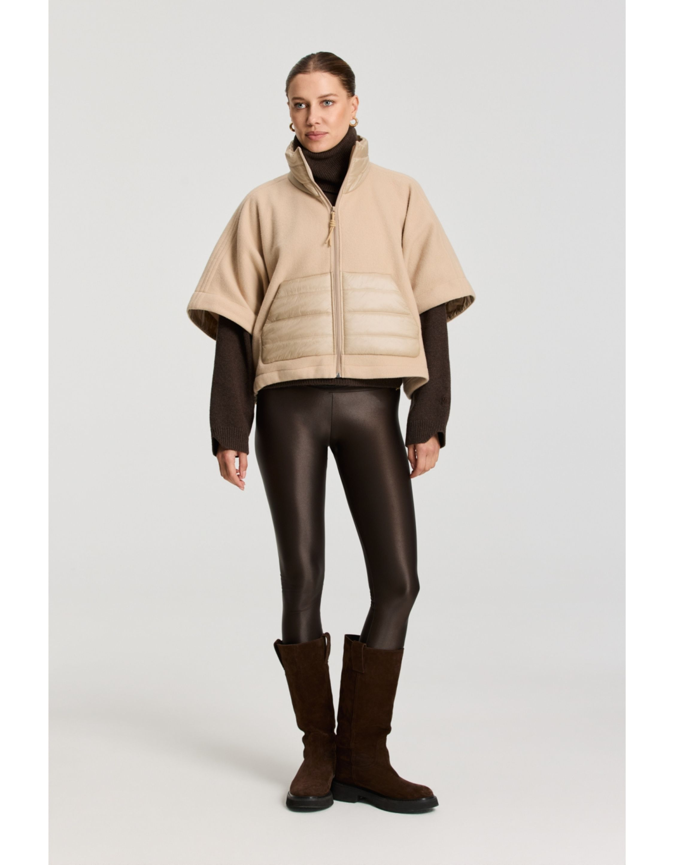 Deblon Sports Stine Capes Zand 2630920