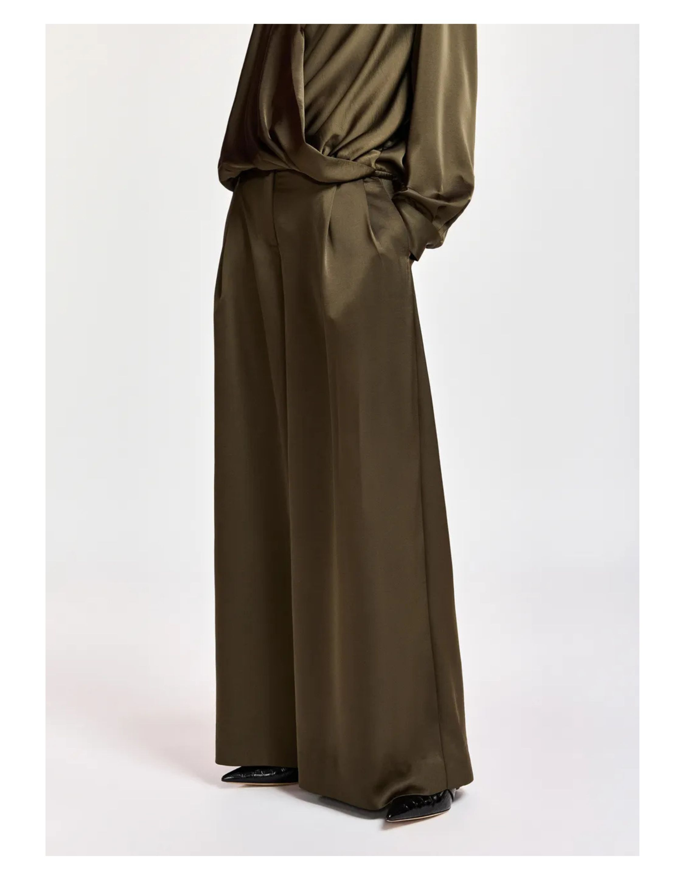 Essentiel Antwerp Wide Leg Pants Pantalons Groen Katerina