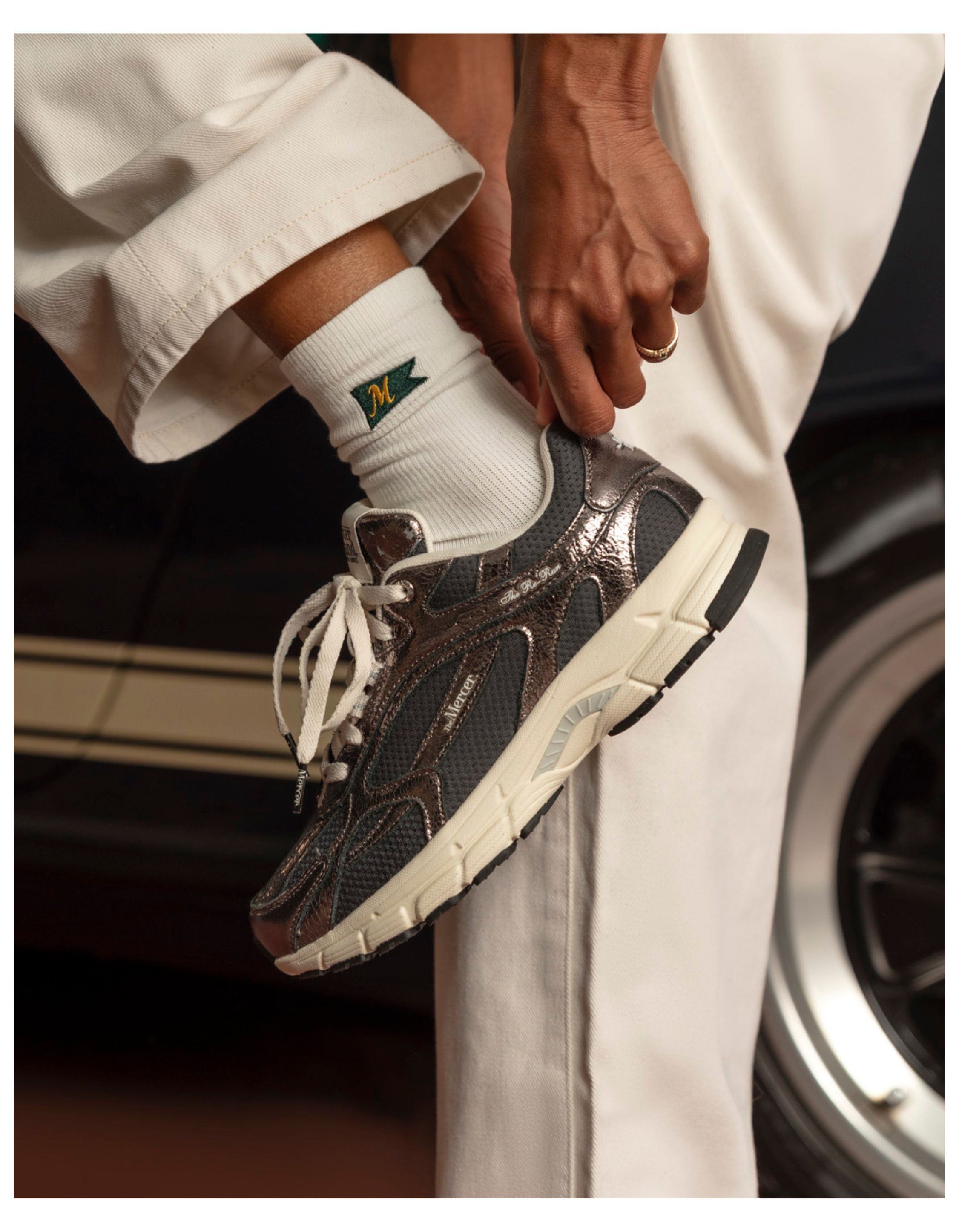 Mercer The Re-run Cracked Sneakers Anthraciet Me263006