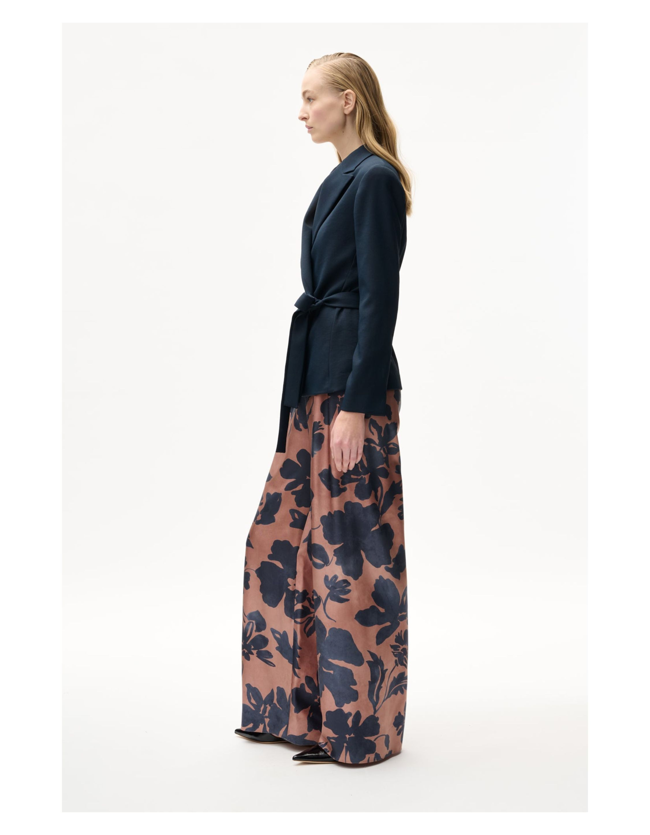 Natan Veste Jacket With Belt Blazers Donkerblauw Edal-j8tkn02