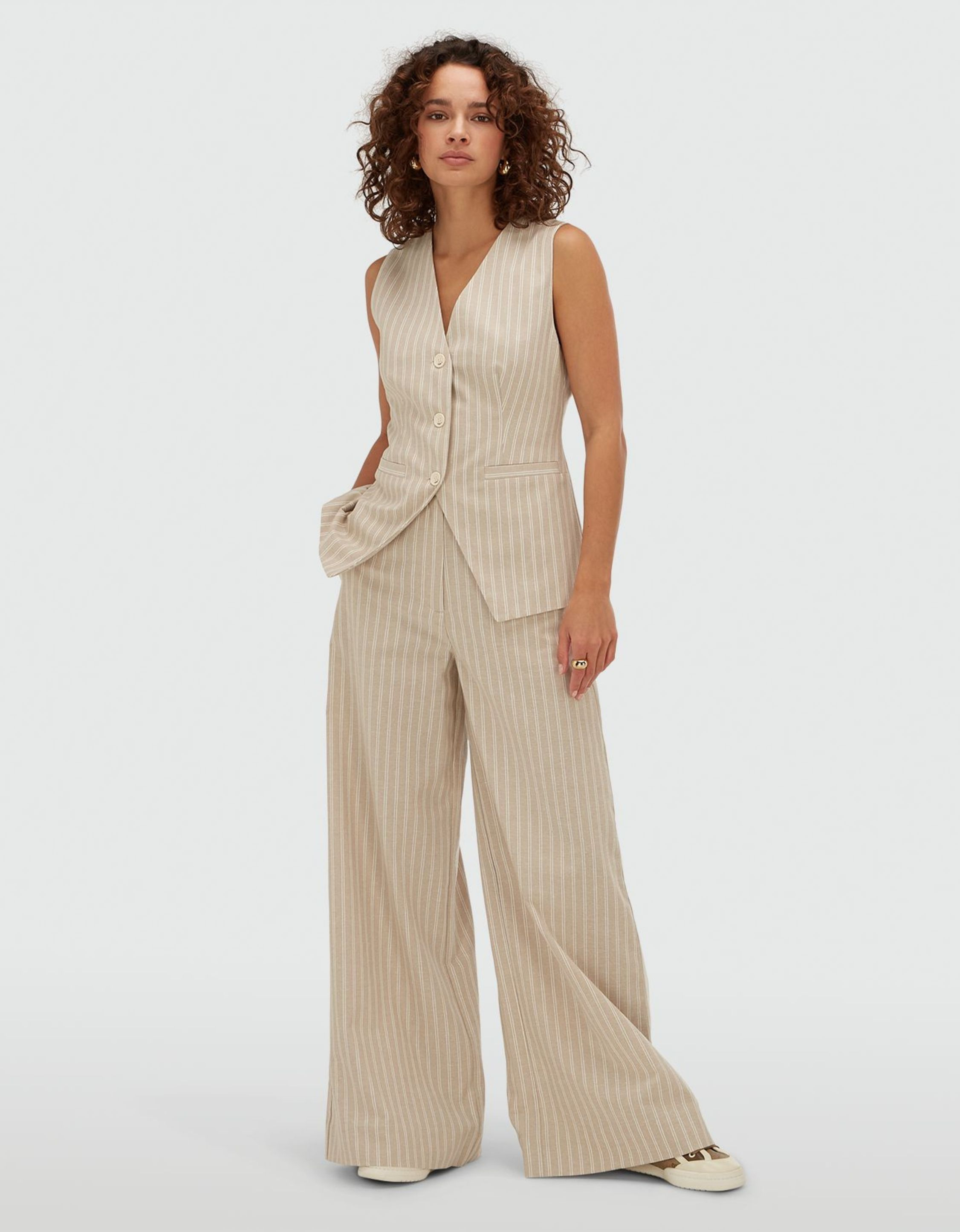 Josh V Inez  Beige Jv-2604-0101