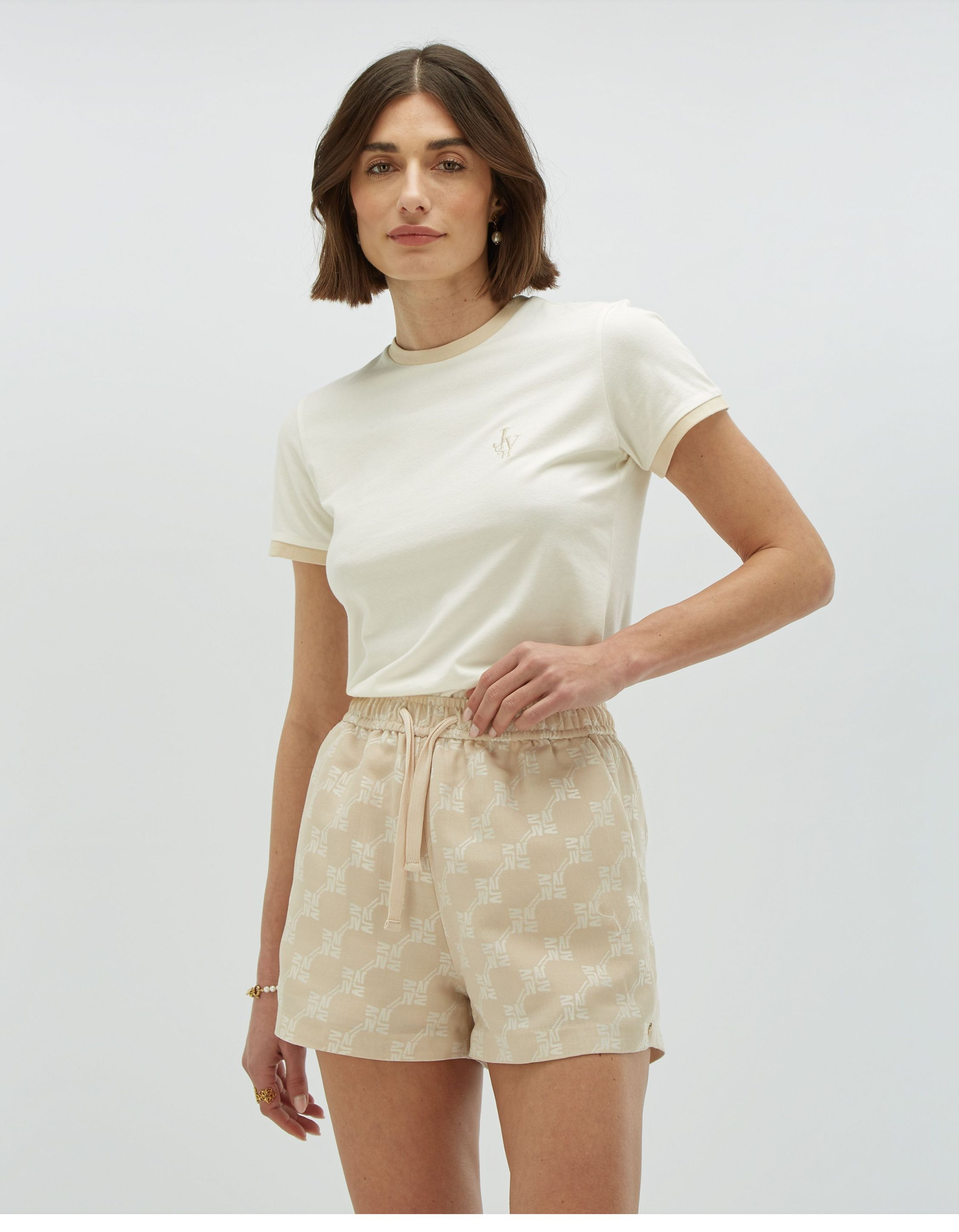 Josh V Loren T-shirts Off White Jv-2503-0002